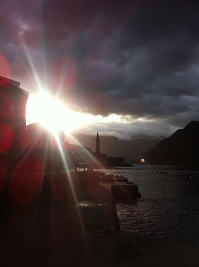 Kazerma Apartment Perast Zewnętrze zdjęcie